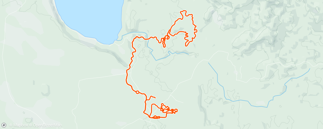 アクティビティ「Zwift - Group Workout: Le Col Cycling Club Community WN40 (E) on Temples and Towers in Makuri Islands」の地図