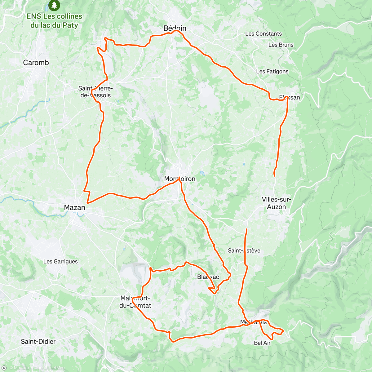 Map of the activity, Villes sur Auzon, Flassan, Bédoin, terrasje, Crillon le Brave, Mazen, Mormoiron, Blauvac, Methamis, en terug. Zalig onder een staalblauwe hemel en volop zon. 13 graden en geen wind