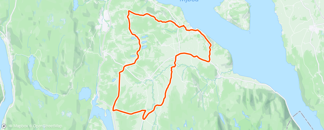 Mapa de la actividad (Totenrunde på halvtørre veier sent på en grå og regntung dag)