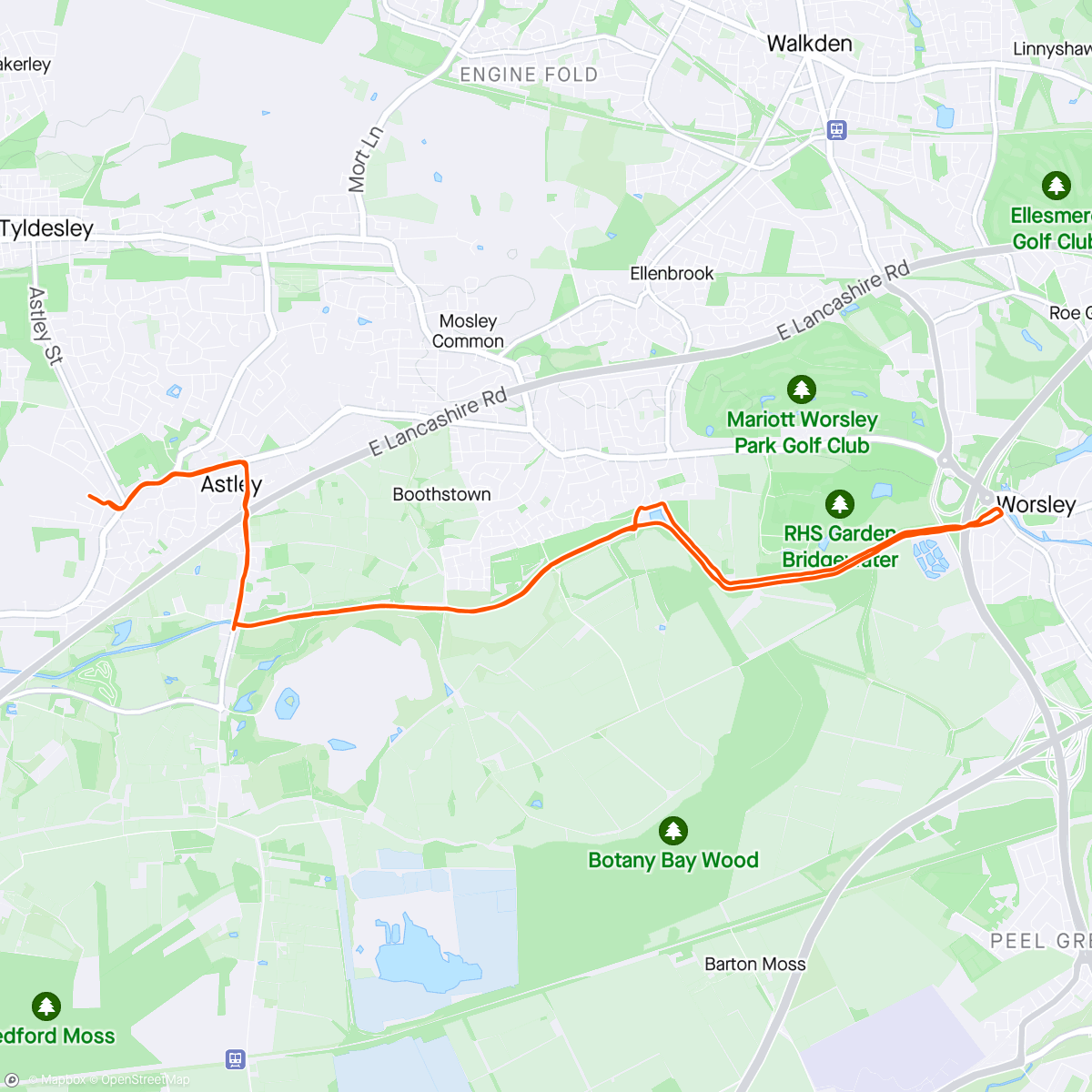 Map of the activity, Sunday Morning solo run Warm up & Cool down, slightly quicker in the middle half. Icy along the canal 🧊🥶