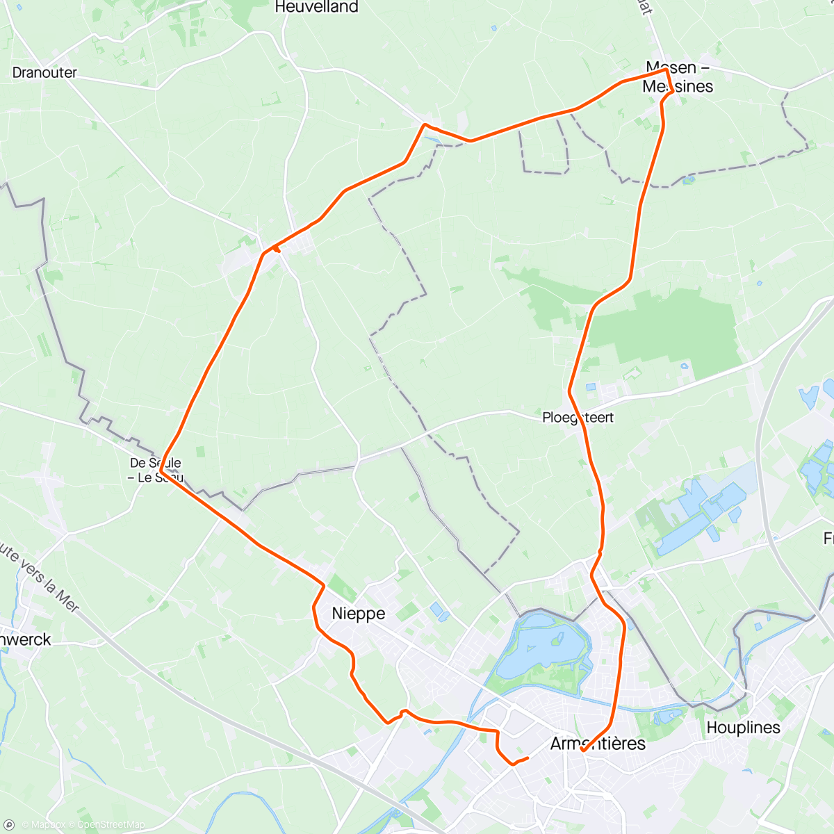 Mapa de la actividad, Nieuwkerke - Messines - Ploegsteert. Petite boucle du lundi de Pentecôte avec un peu de dénivelé, en passant sur les contreforts du Kemmelberg. Première sortie de l'année en court.