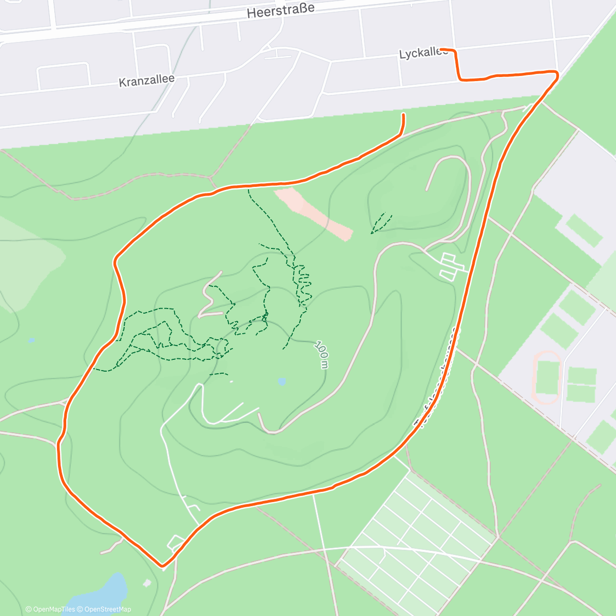 Карта физической активности (Giving my daughter company while she went jogging, me on the E-bike of my wife! Yay)