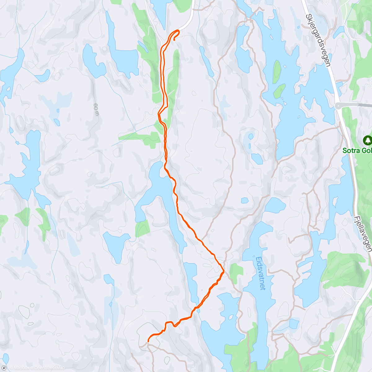 Mapa de la actividad (Morning Trail Run mellom eksamenslesing og helgevakt. Gardafjellet. Kuling og regn)