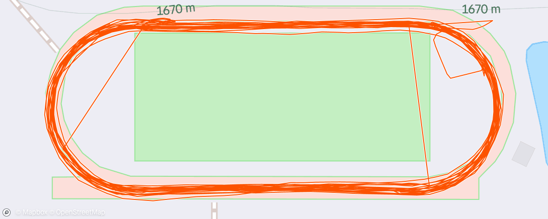Map of the activity, Wu - 1k threshold / 10x300m 45s - ooo it passes through the info from Garmin workout now