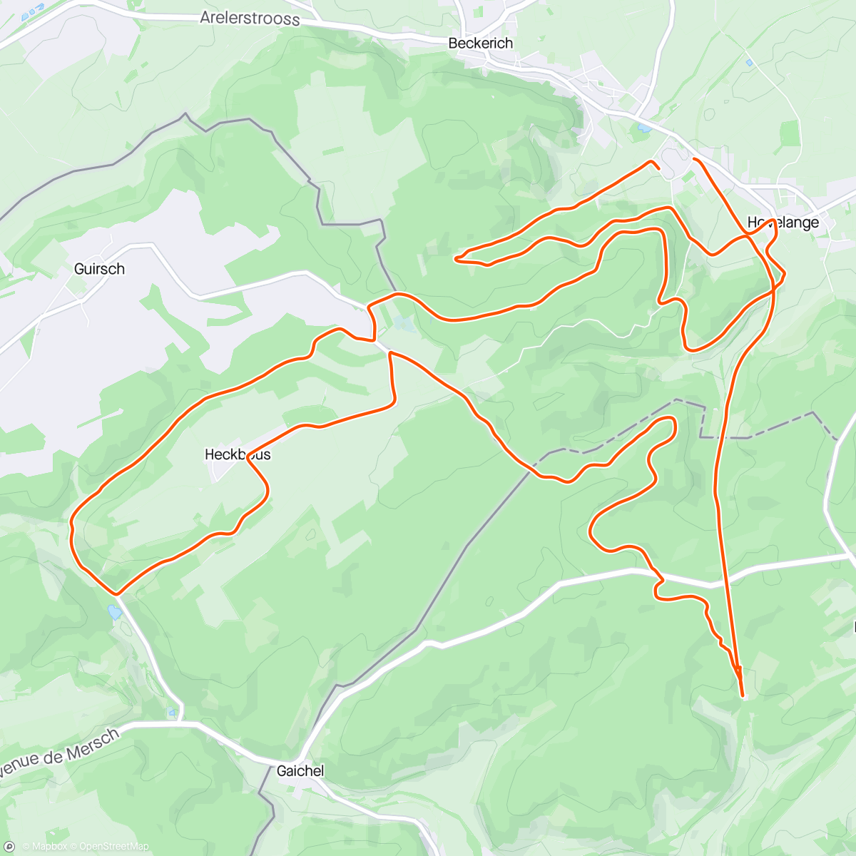 Mapa de la actividad, Beckerich2024 half-marathon semi-marathon of the two Luxembourg with Augustin. Aim low zone 4. Achieved. First attempt at ½ for Augustin who finishes 10mn earlier than me !!!!!! Congrats 🥰🎉🥳🎊🪅🪩
