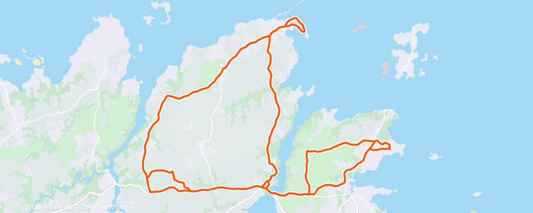 Map of the activity, 2 x presque ile