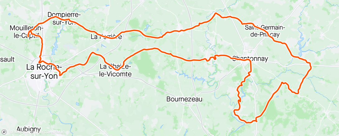 Mapa de la actividad, Prépa' "Séjour Montagnard 🏔️" Sortie 90: parcours vallonné avec Ro-Ro, Henri, Jean-Baptiste, Guy, Claude et Rémi...
Malade 🤮🤒 la veille, j'ai fait ce que j'ai pu aujourd'hui...
375,9 km pour cette semaine....