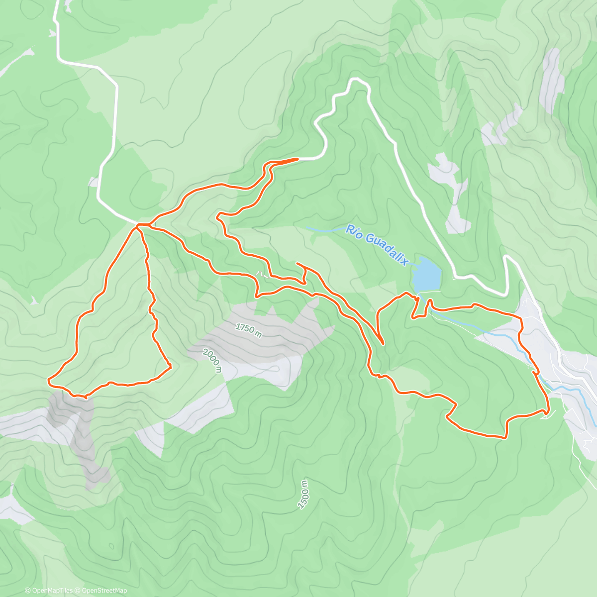 Map of the activity, "El camino verdadero pasa por una cuerda que no está tendida en lo alto, sino muy cerca del suelo. Parece hecha más para tropezar que para andar por ella" (Aforismo de Kafka)