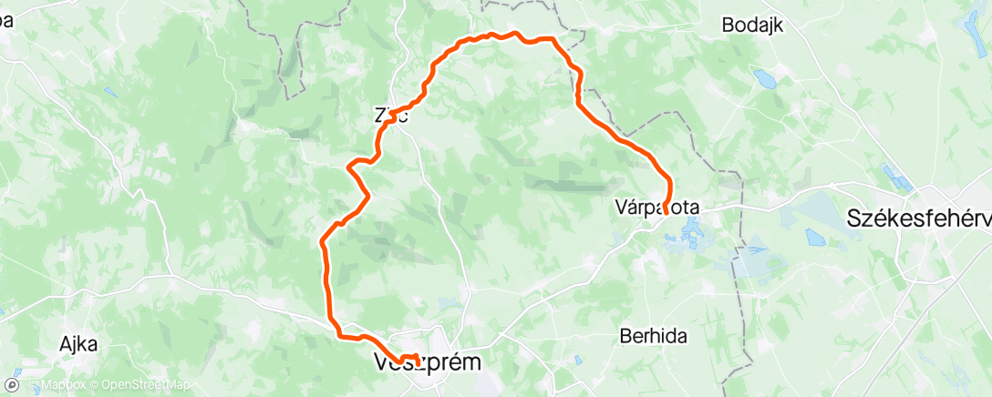 アクティビティ「Veszprém-Zirc-Várpalota」の地図