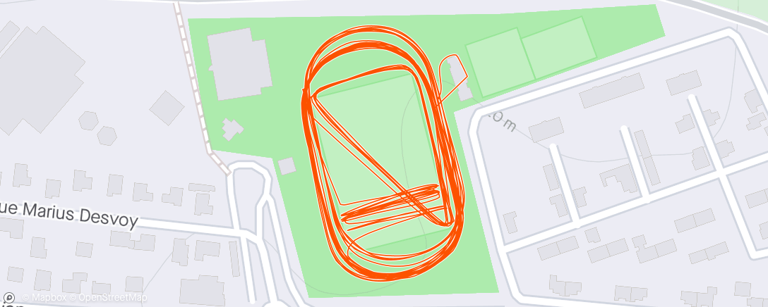 Map of the activity, Séance adaptée au mistral : 15' à allure+ 6x longueur/largeur/diagonale allure progressive + récup 10' dont un 400m rapide