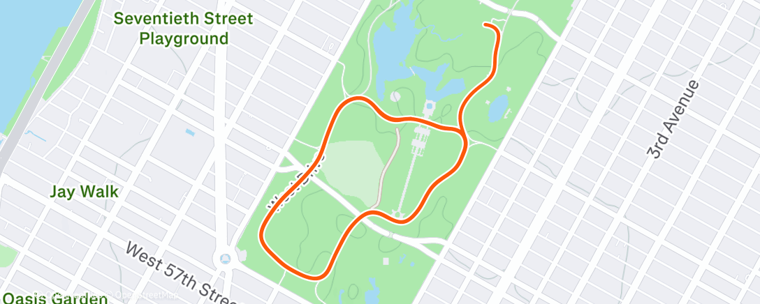 Map of the activity, Zwift - Race: Zwift Crit Racing Club - LaGuardia Loop Reverse (C) on LaGuardia Loop Reverse in New York