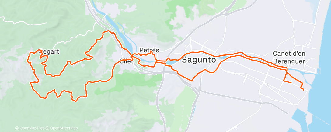 Map of the activity, A mi me enseñaron el vamos yendo vamos viendo 🙌  3 picos bajo la lluvia fina, Mont Blanc - Cabrillas - pico Águila por detrás ✅️💚⛰️