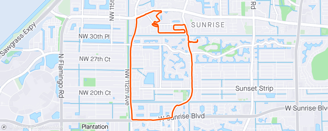 Mapa da atividade, 6 miles. Run easy for 1 mile then for 5 miles surge hard for 1/4 mile easy for 3/4 mile. The hard 1/4 we are looking for 6:30
pace.