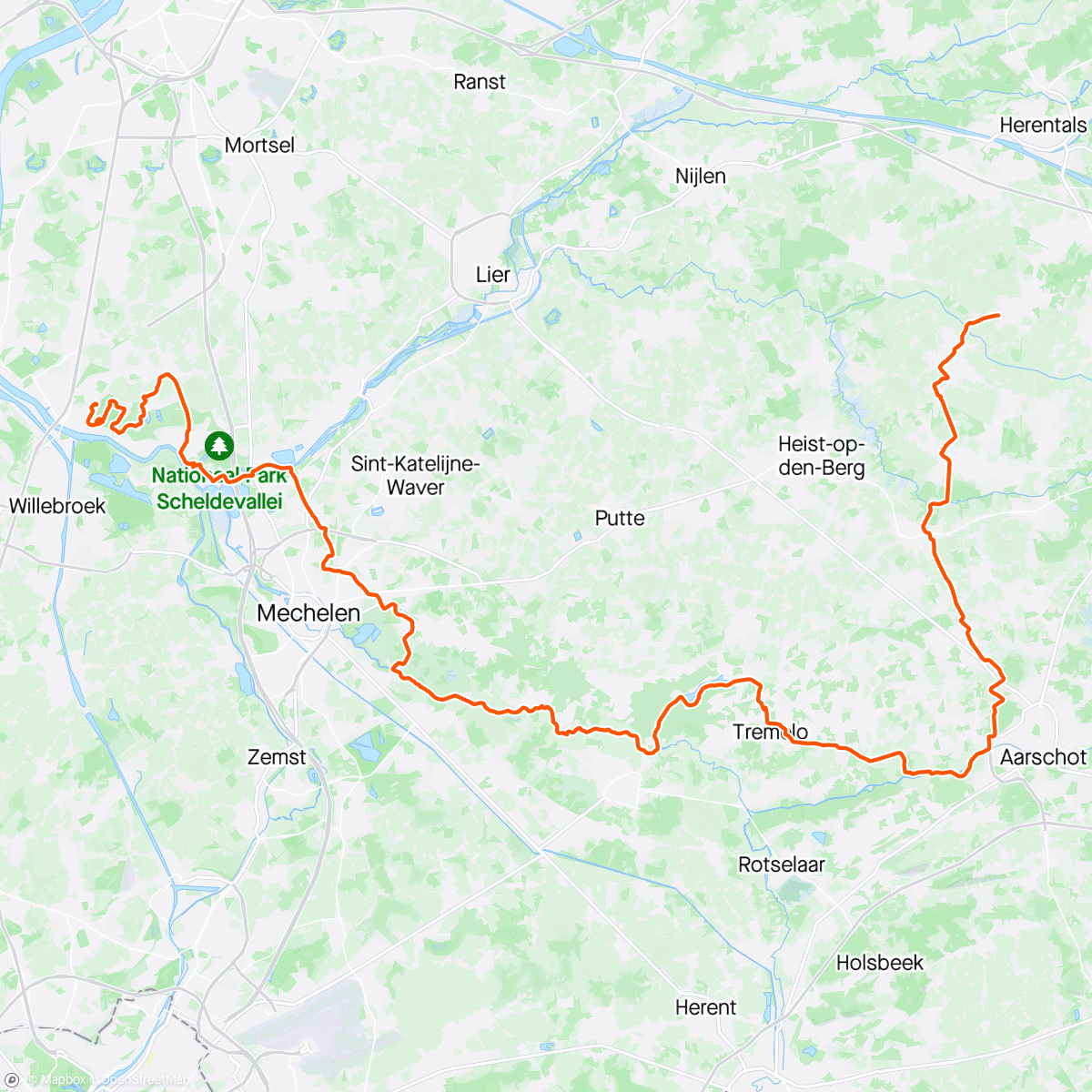 Map of the activity, Belgian gravel is muddy 💩