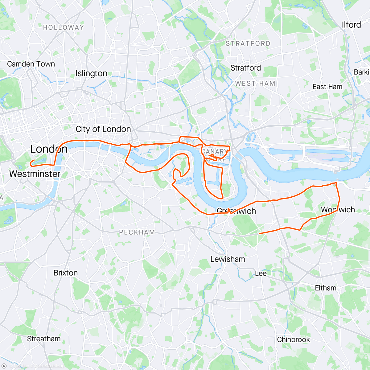 Map of the activity, London Marathon in 2h27'51", 11th V40 and 2 V45 ahead. Annoying wind, great finish to save my race, energising London