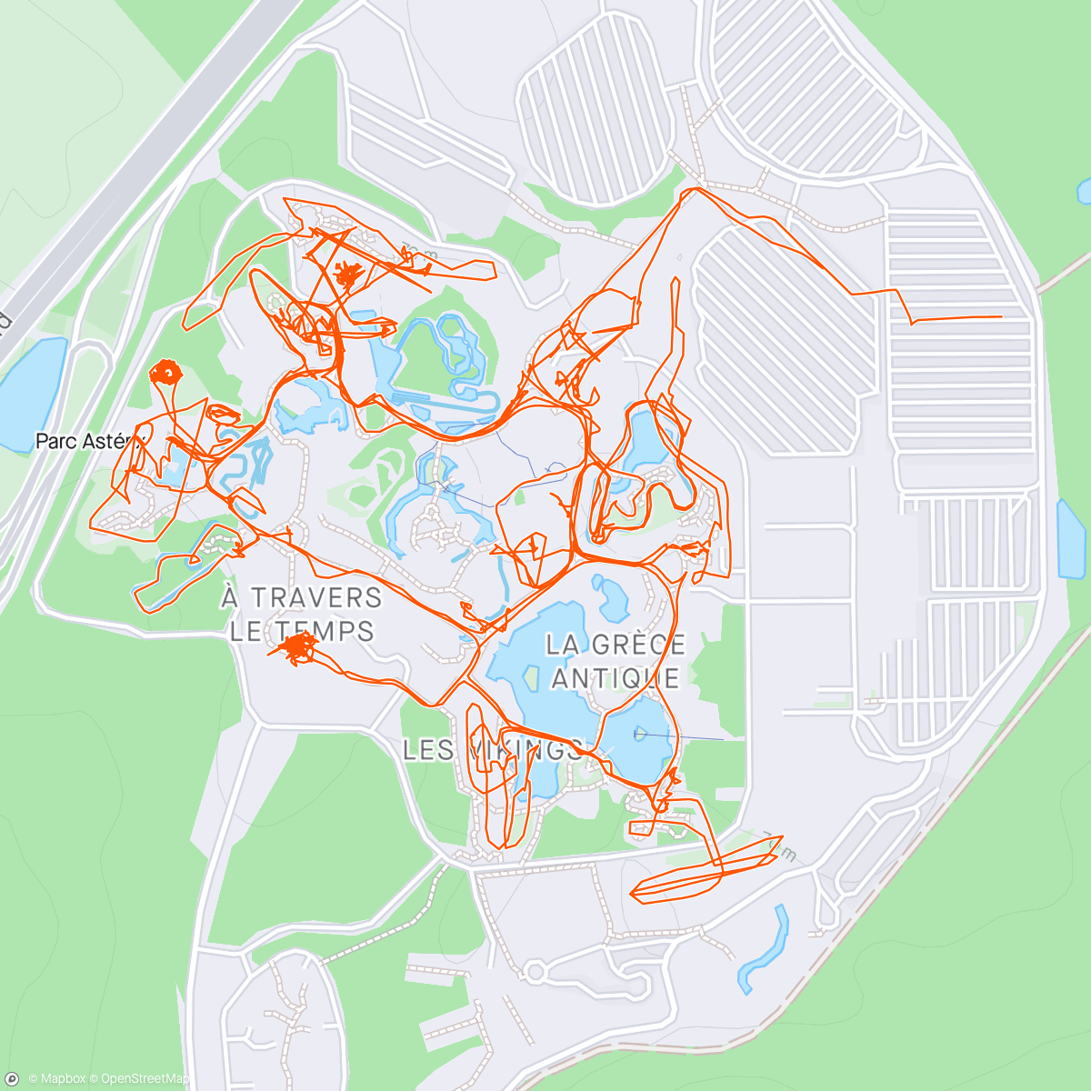 Map of the activity, Parc Asterix met achtbanen