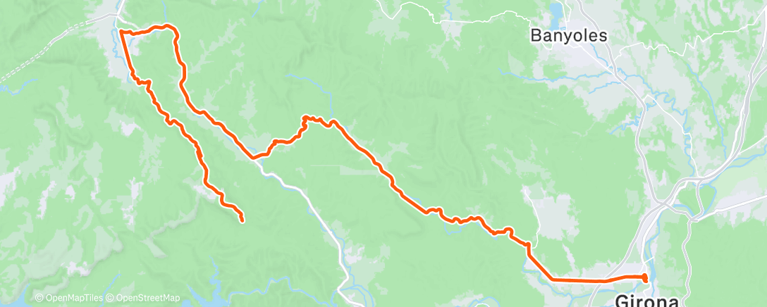 Map of the activity, Dancing like there is no one there before she ever seemed to care